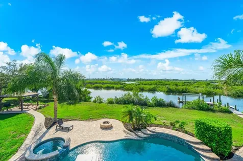 1462 N Jasmine Avenue Tarpon Springs FL 34689