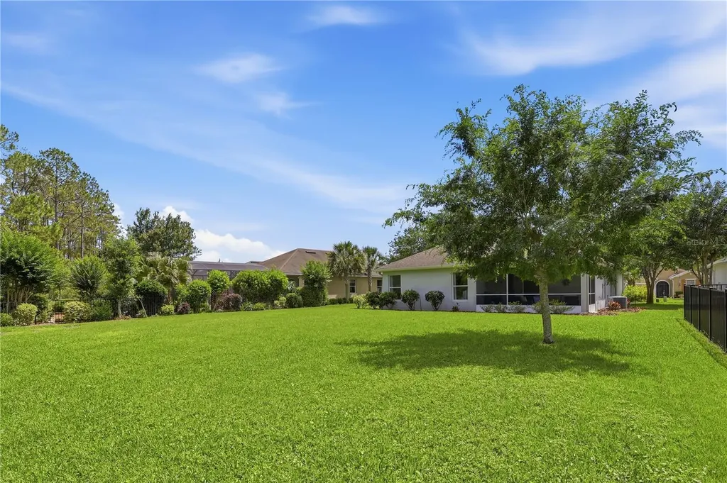 122 S Hummingbird Place Palm Coast FL 32164