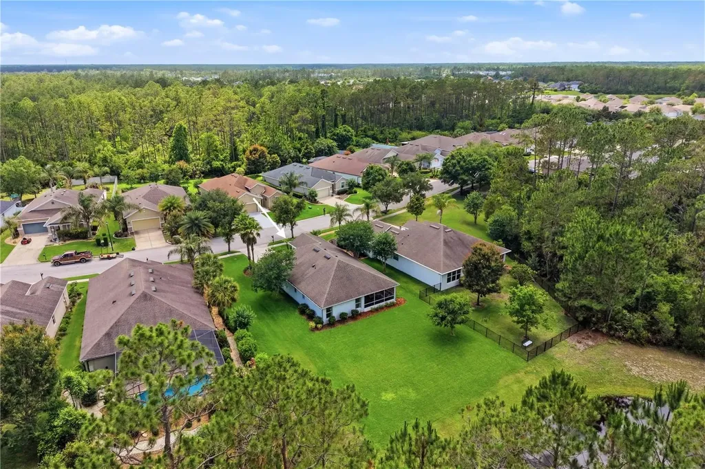 122 S Hummingbird Place Palm Coast FL 32164