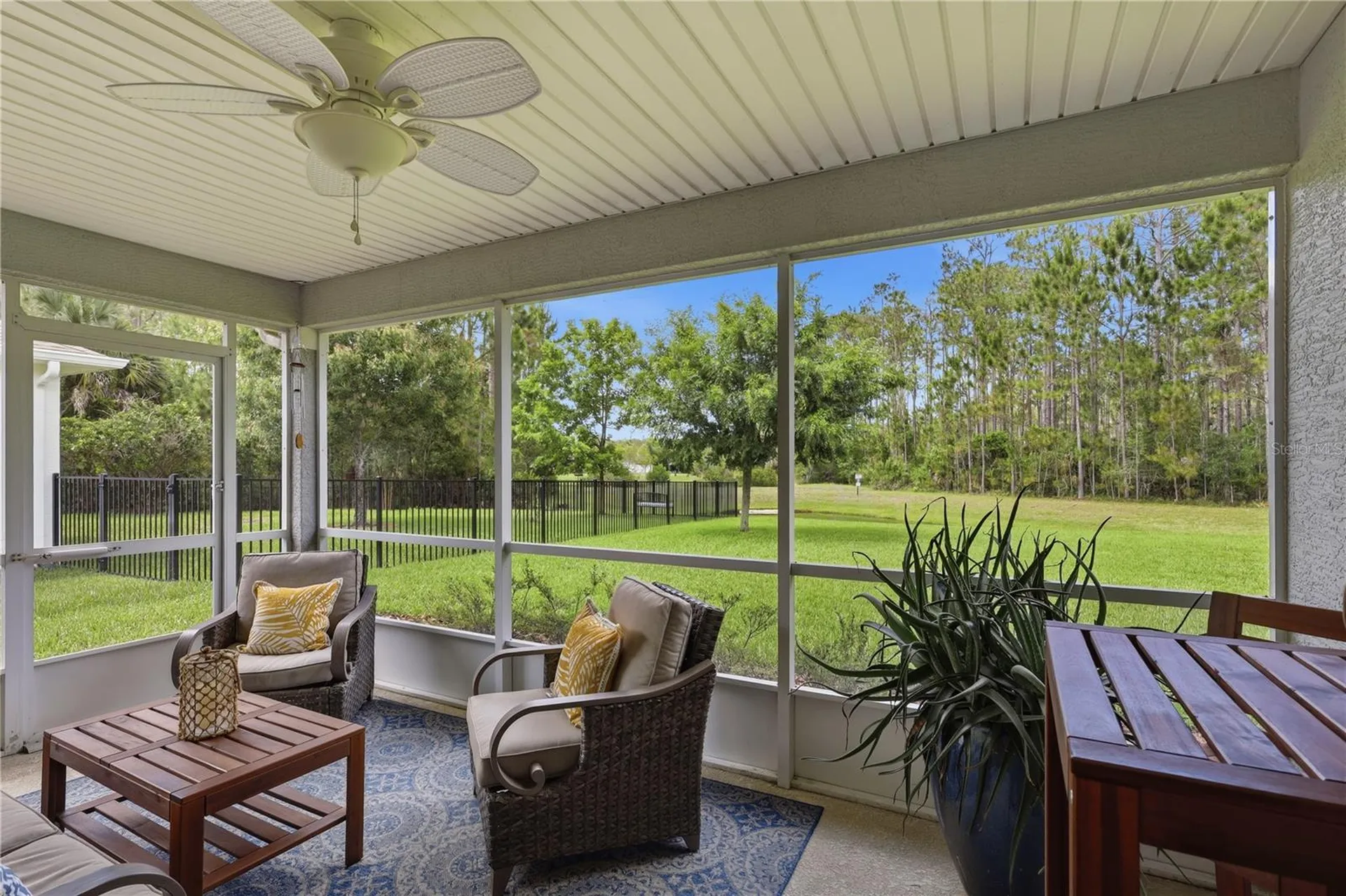 122 S Hummingbird Place Palm Coast FL 32164