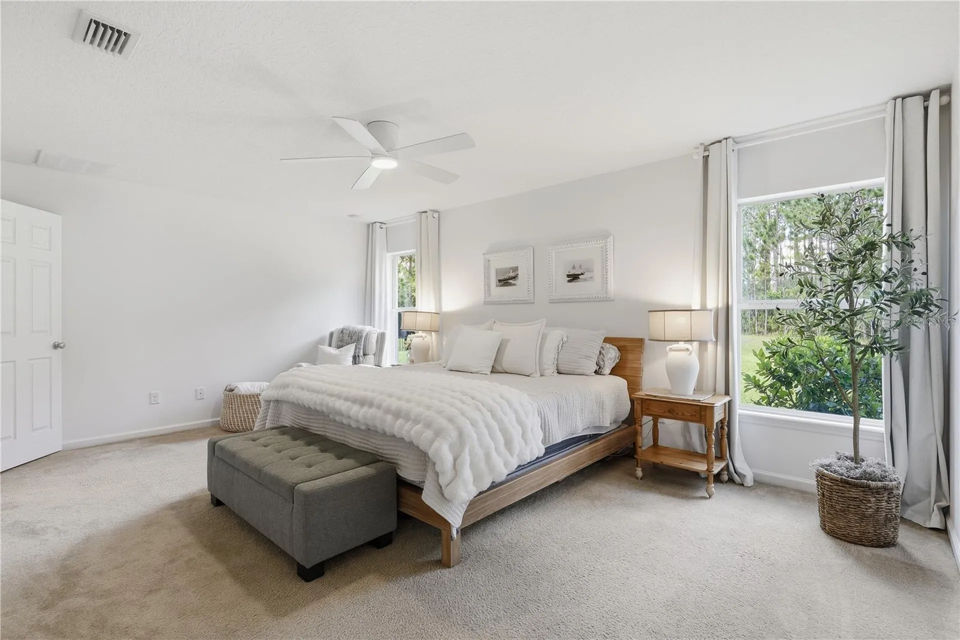 122 S Hummingbird Place Palm Coast FL 32164
