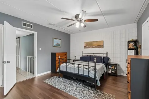 2424 W Tampa Bay Boulevard Tampa FL 33607