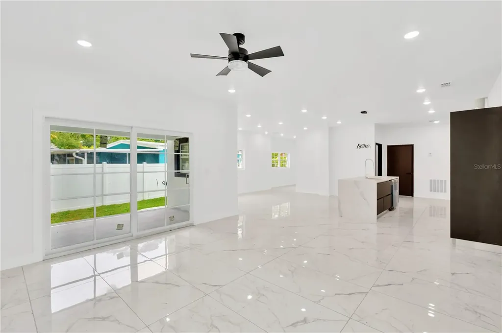 1105 Conant Avenue Safety Harbor FL 34695