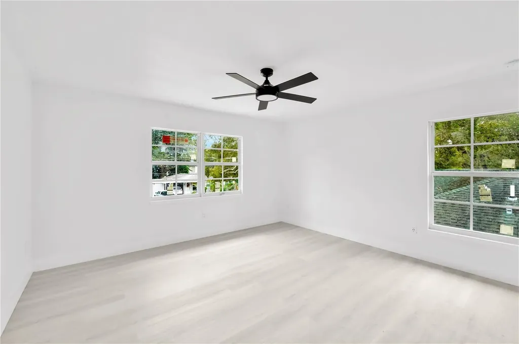 1105 Conant Avenue Safety Harbor FL 34695