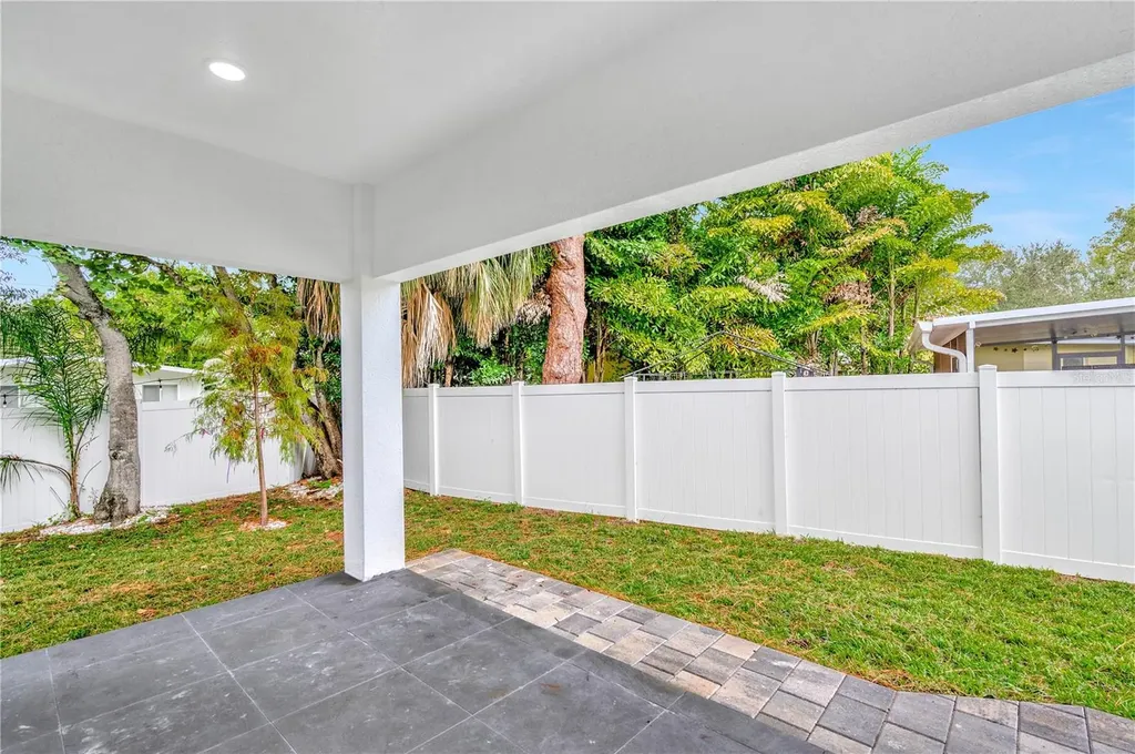 1105 Conant Avenue Safety Harbor FL 34695