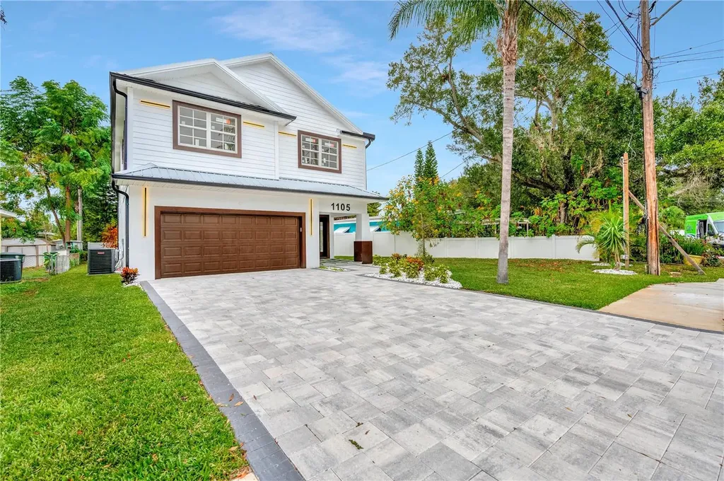 1105 Conant Avenue Safety Harbor FL 34695