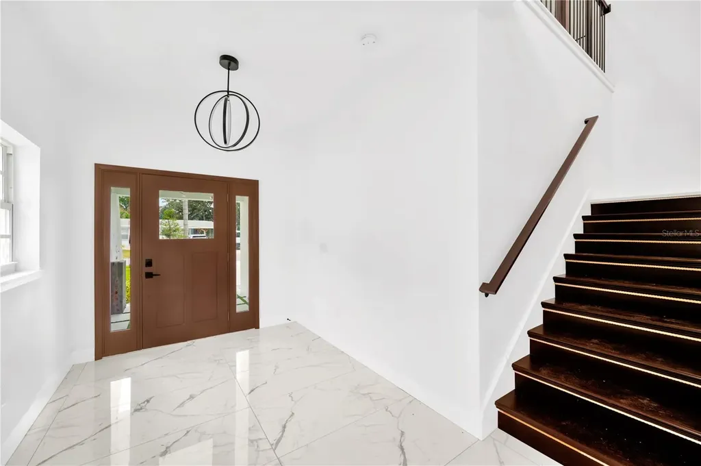 1105 Conant Avenue Safety Harbor FL 34695