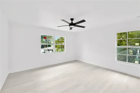 1105 Conant Avenue Safety Harbor FL 34695