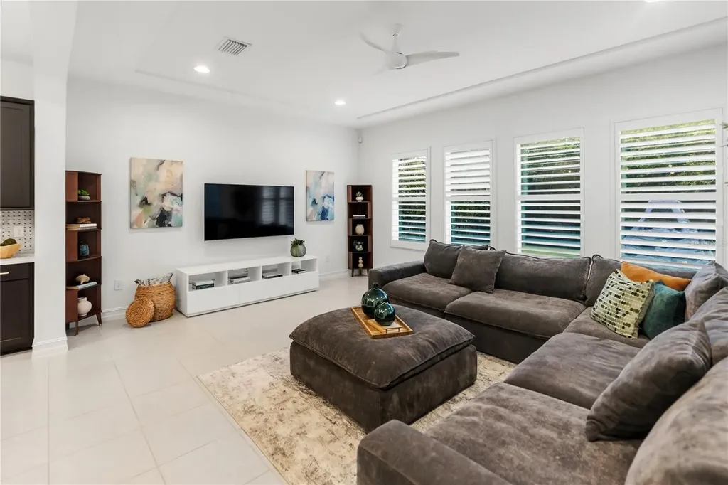 12022 Medley Terrace Bradenton FL 34211