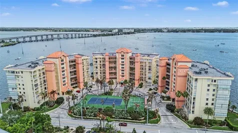 104 Riverside Drive Cocoa FL 32922