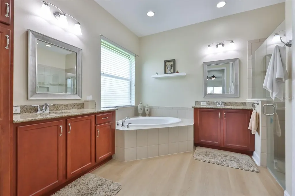 1719 Pacific Dunes Drive Sun City Center FL 33573