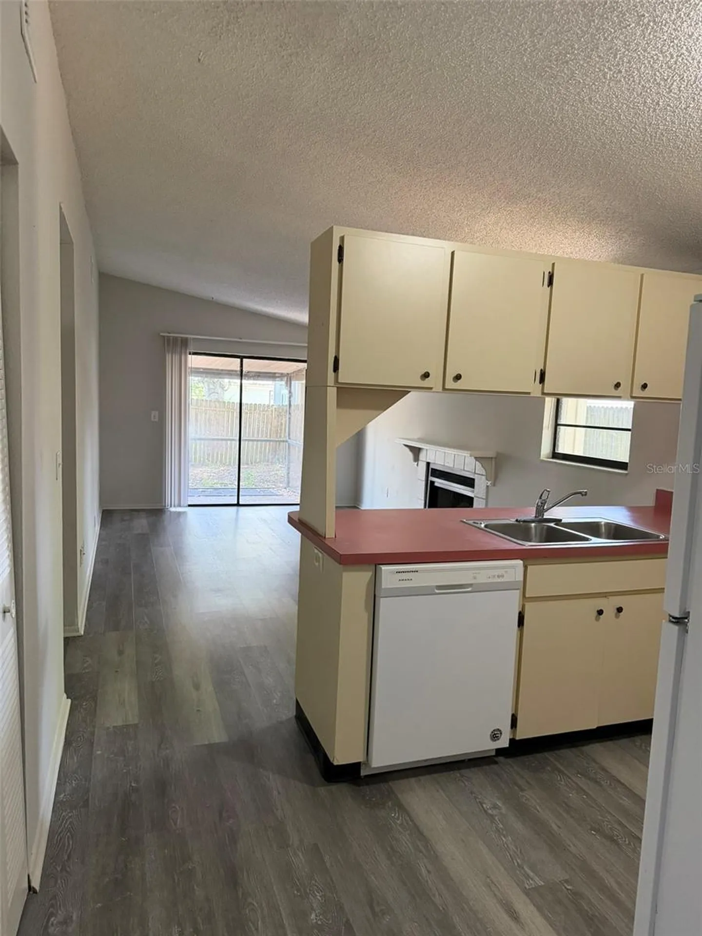 9601 Shalimar Court Tampa FL 33615