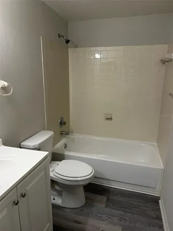 9601 Shalimar Court Tampa FL 33615