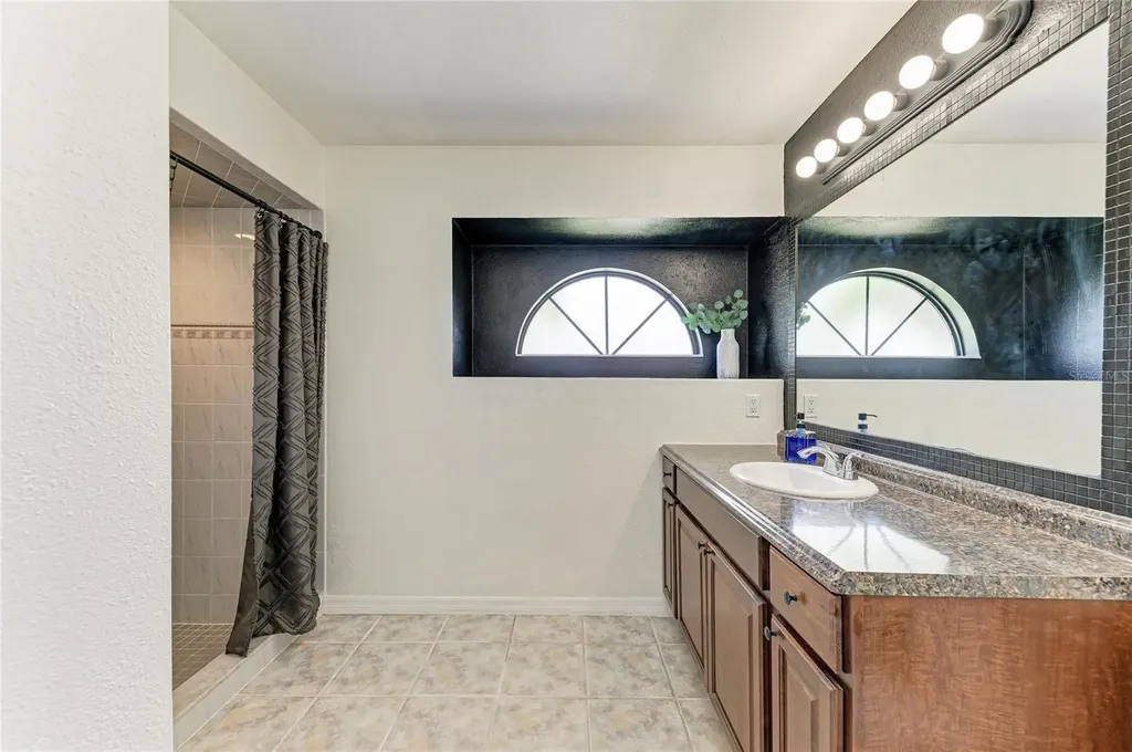 3543 65th Avenue Circle E Sarasota FL 34243