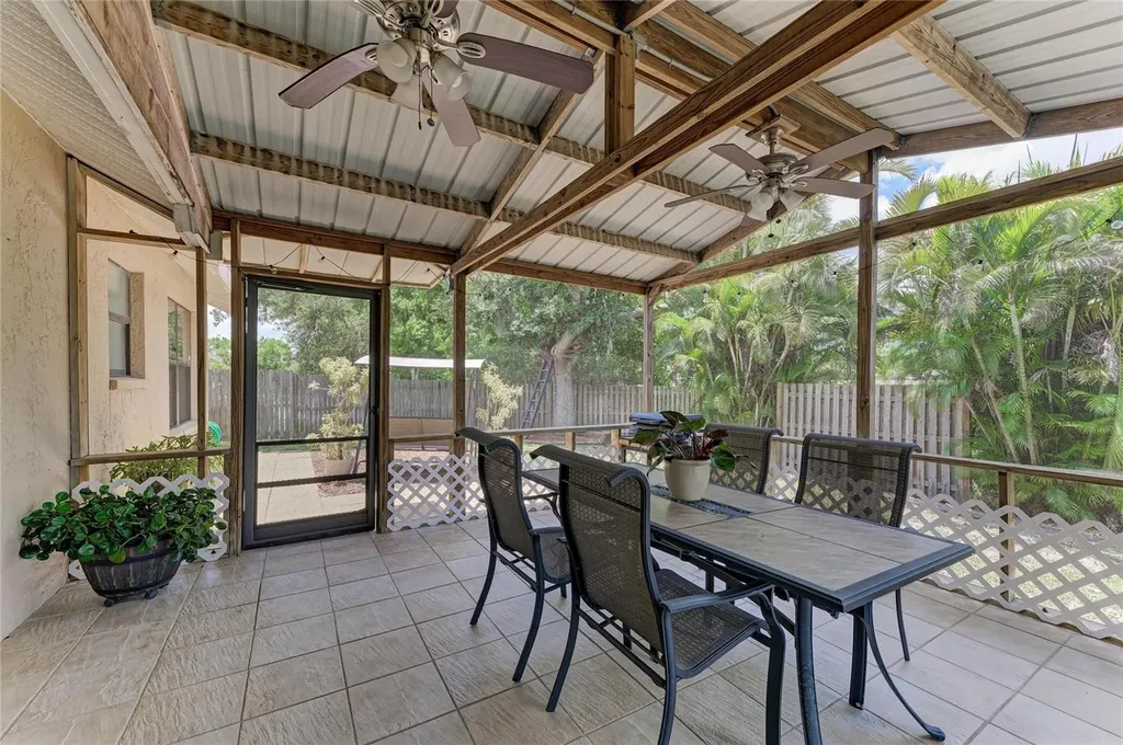 3543 65th Avenue Circle E Sarasota FL 34243