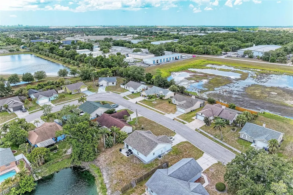 3543 65th Avenue Circle E Sarasota FL 34243