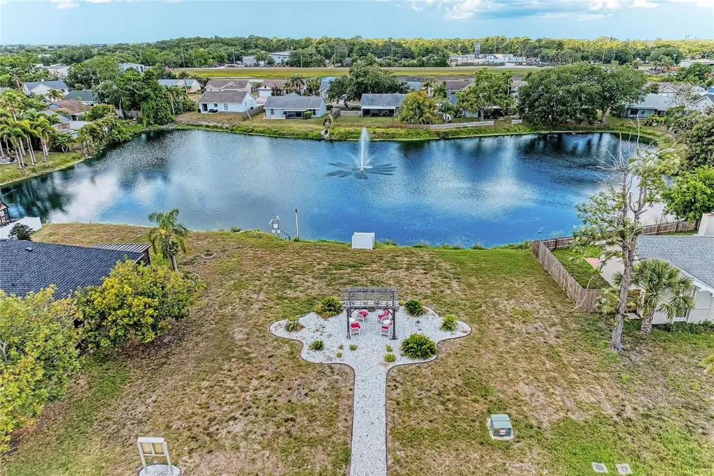 3543 65th Avenue Circle E Sarasota FL 34243