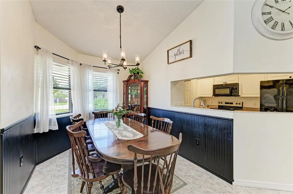 3543 65th Avenue Circle E Sarasota FL 34243