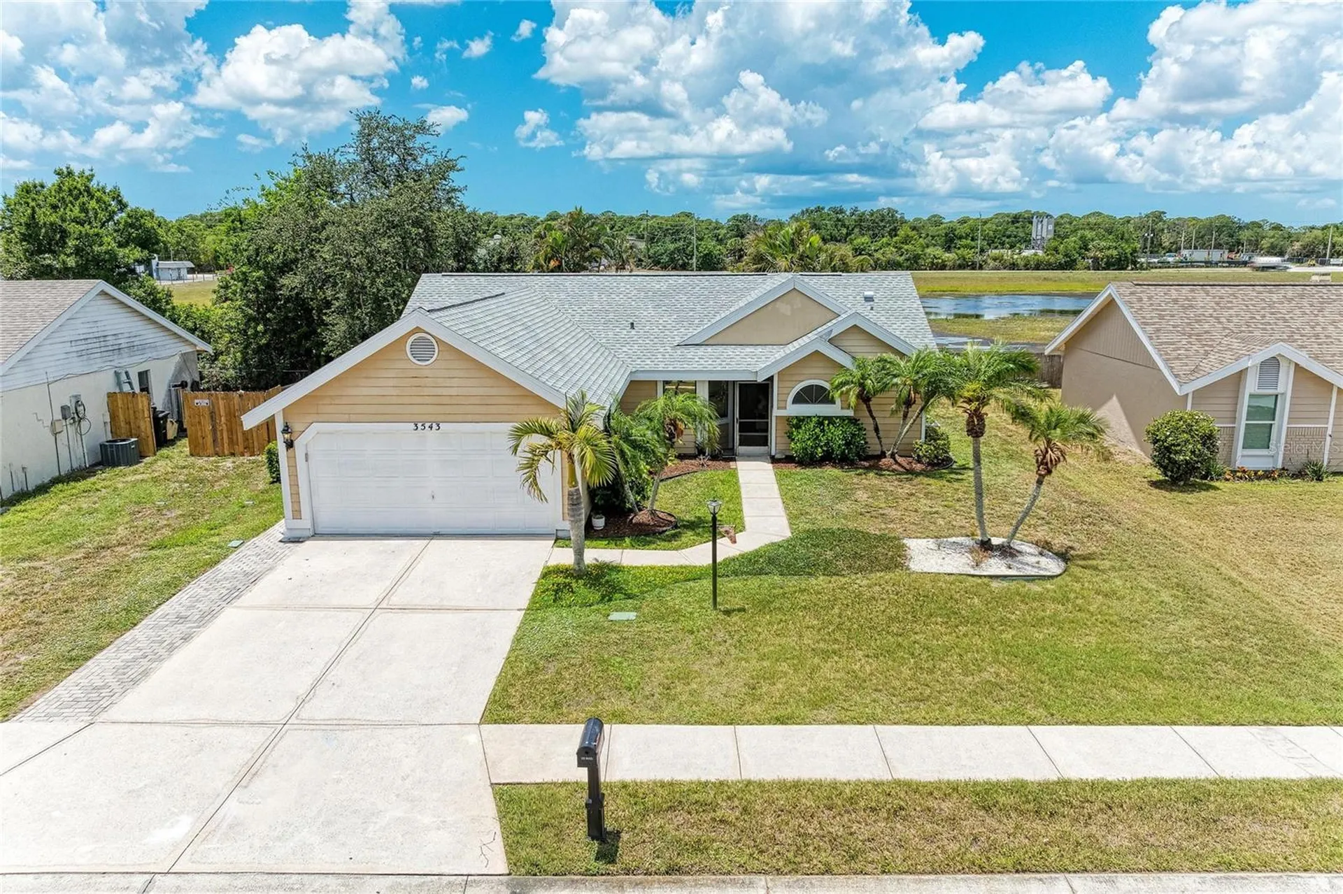 3543 65th Avenue Circle E Sarasota FL 34243