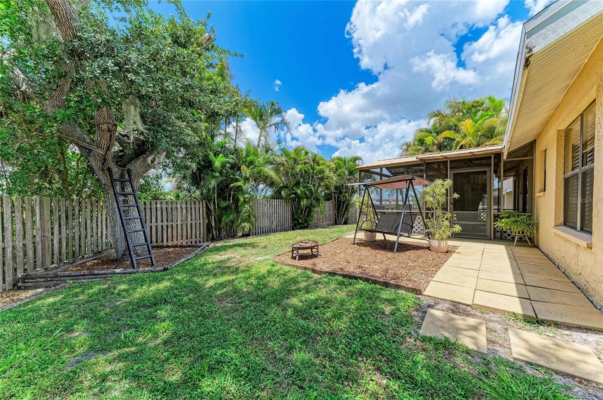 3543 65th Avenue Circle E Sarasota FL 34243