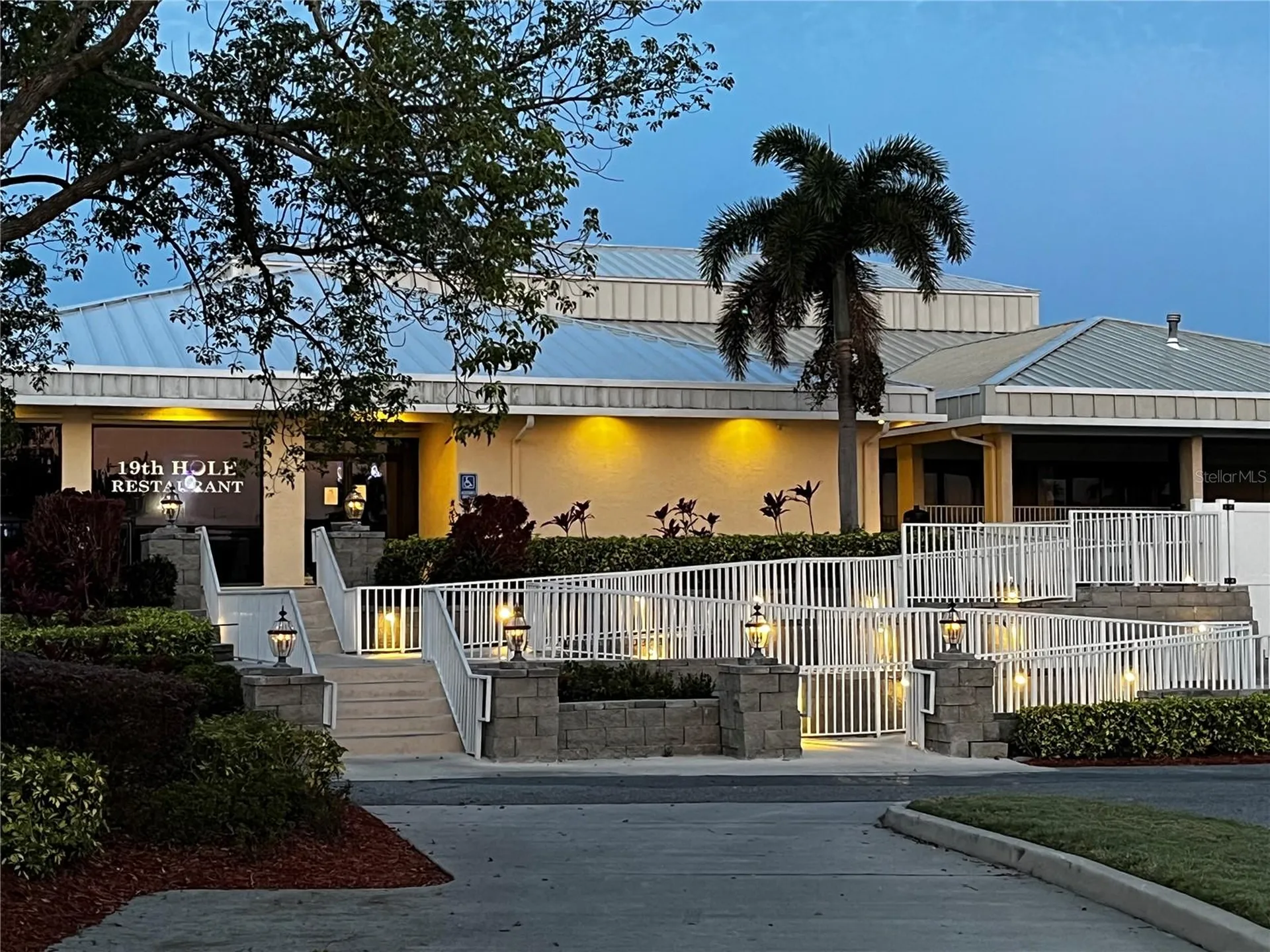 2899 Autumn Green Drive Orlando FL 32822