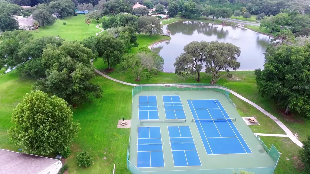 1912 N Havershall Point Crystal River FL 34429