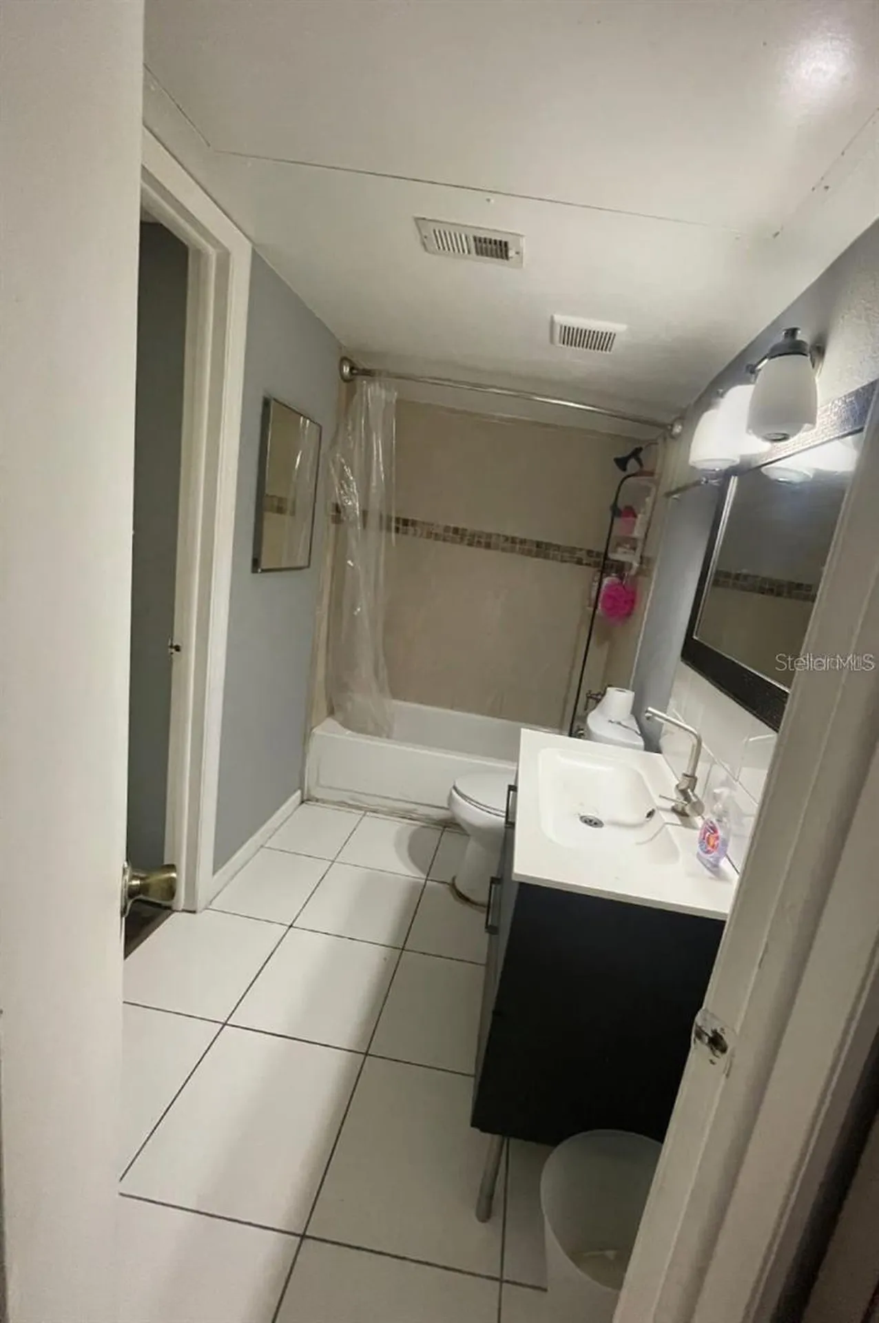 1964 Lake Atriums Circle Orlando FL 32839