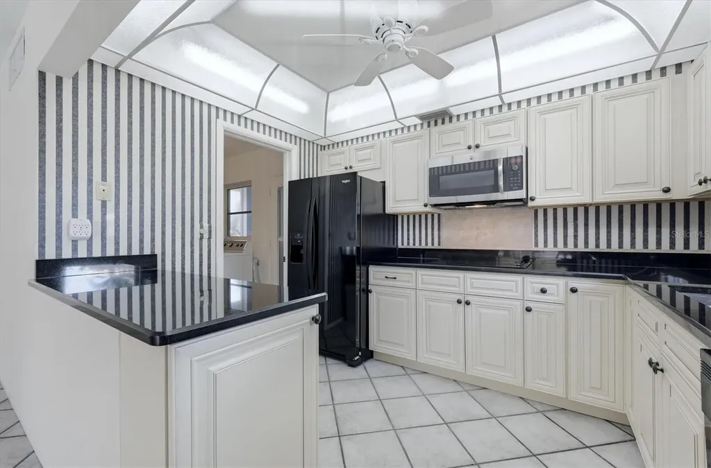 5108 Sandy Shore Avenue Sarasota FL 34242