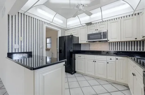 5108 Sandy Shore Avenue Sarasota FL 34242