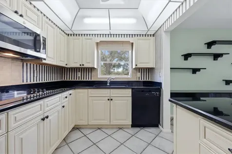 5108 Sandy Shore Avenue Sarasota FL 34242