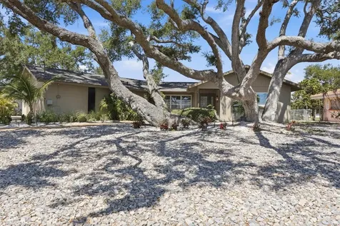 5108 Sandy Shore Avenue Sarasota FL 34242