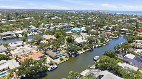 5108 Sandy Shore Avenue Sarasota FL 34242