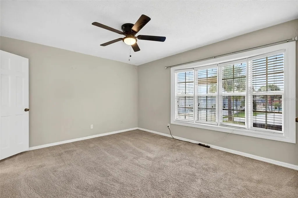 2250 S Palmetto Avenue South Daytona FL 32119