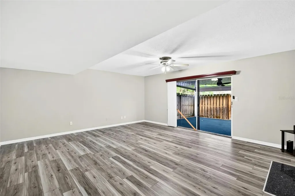 2250 S Palmetto Avenue South Daytona FL 32119