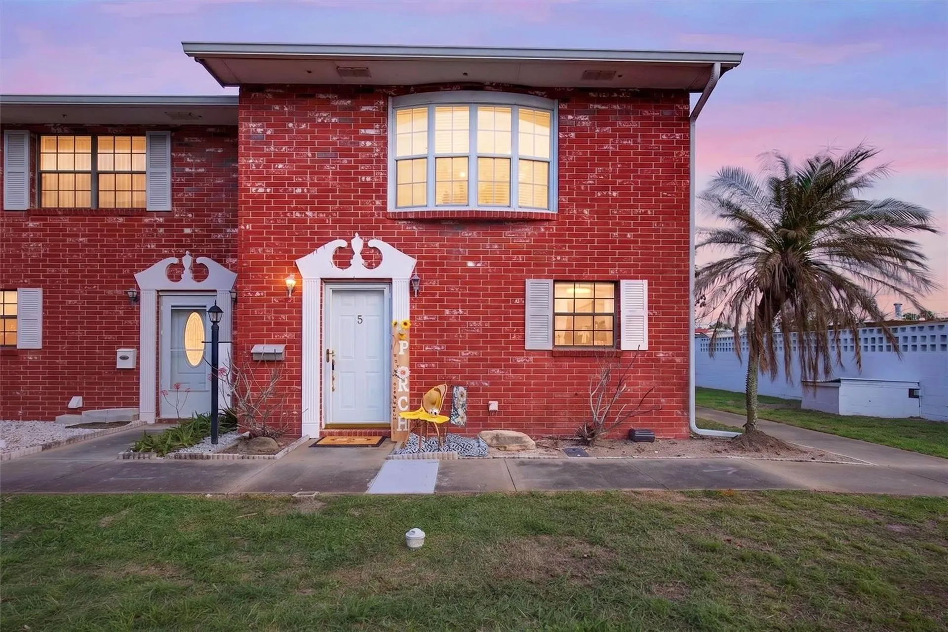 2250 S Palmetto Avenue South Daytona FL 32119