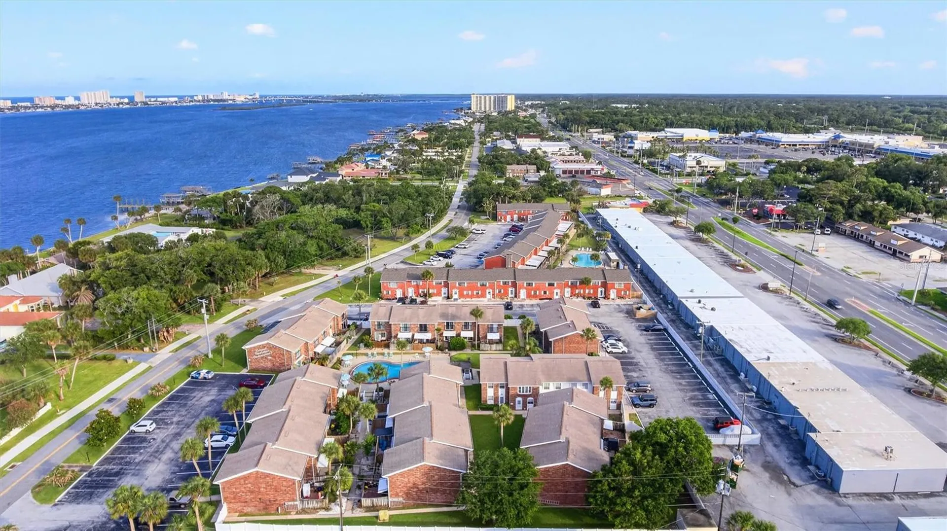2250 S Palmetto Avenue South Daytona FL 32119