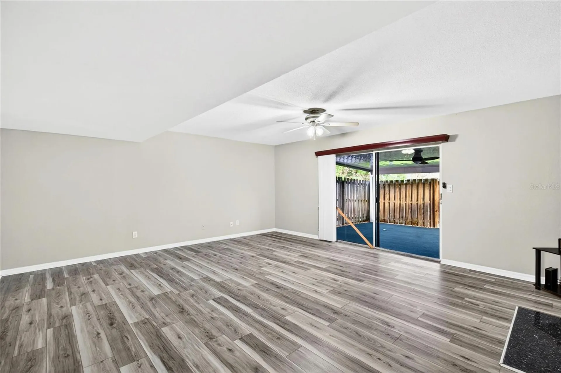 2250 S Palmetto Avenue South Daytona FL 32119