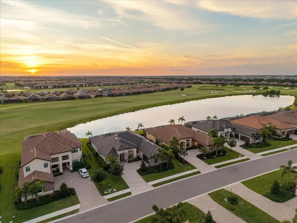 5732 Mulligan Way Lakewood Ranch FL 34211