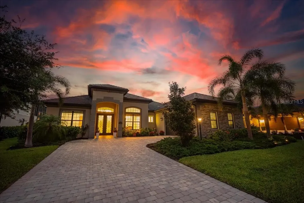 5732 Mulligan Way Lakewood Ranch FL 34211