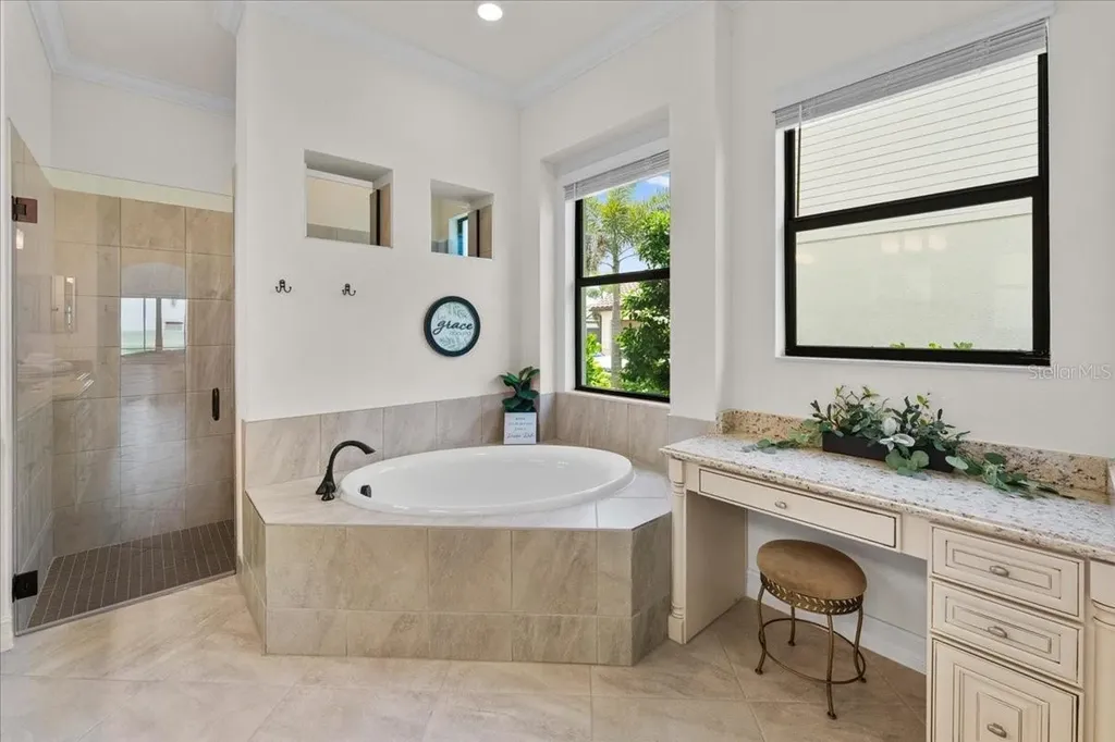 5732 Mulligan Way Lakewood Ranch FL 34211