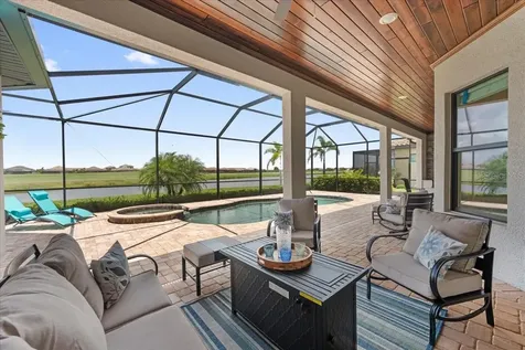 5732 Mulligan Way Lakewood Ranch FL 34211