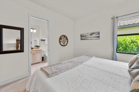5732 Mulligan Way Lakewood Ranch FL 34211