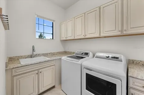 5732 Mulligan Way Lakewood Ranch FL 34211
