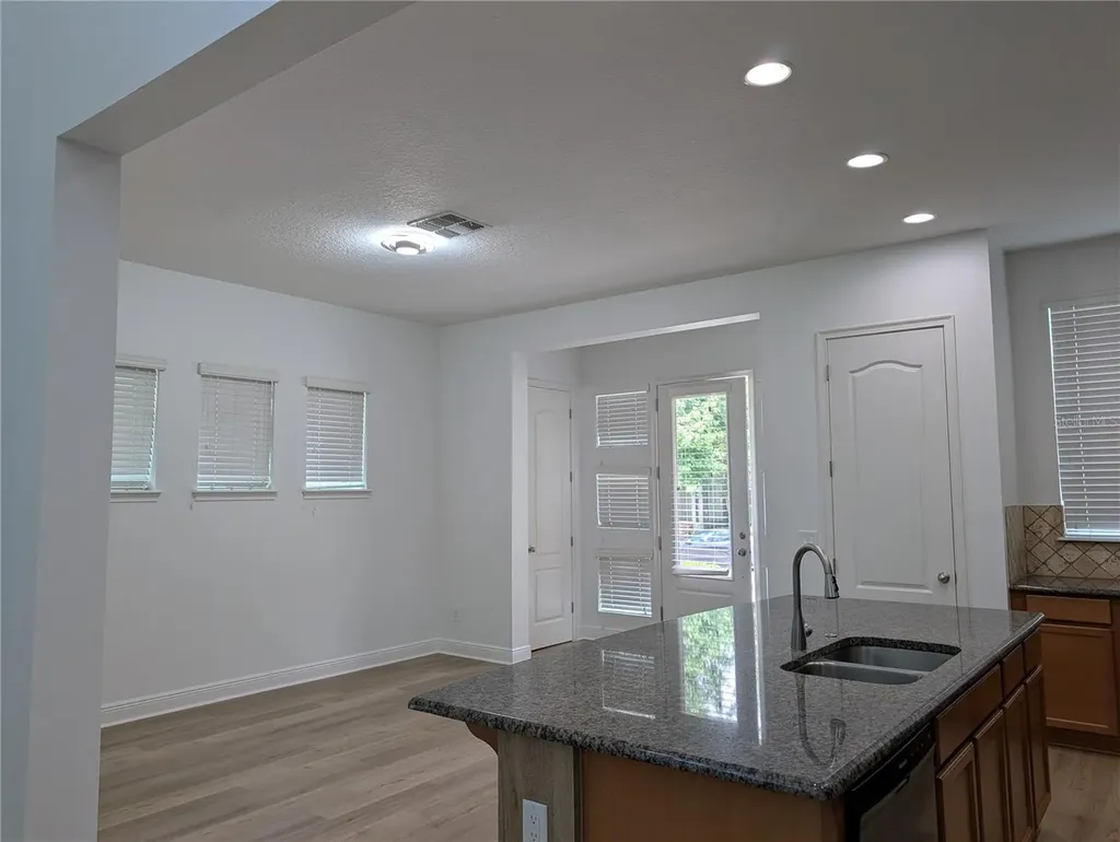 14236 Walcott Avenue Orlando FL 32827