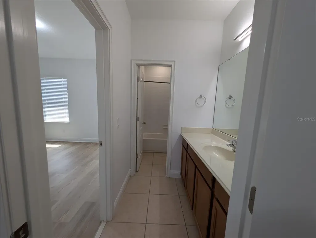 14236 Walcott Avenue Orlando FL 32827