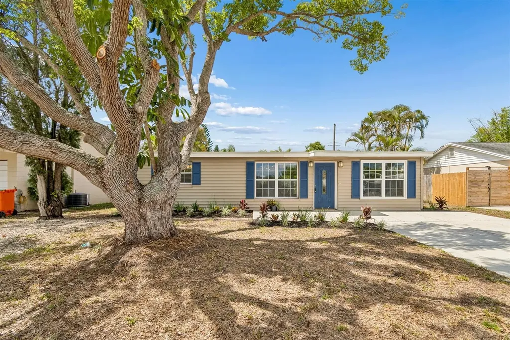 8624 91st Terrace Seminole FL 33777