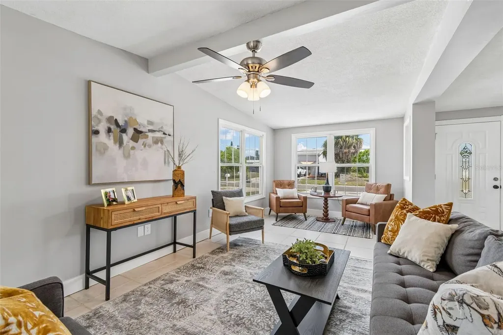 8624 91st Terrace Seminole FL 33777