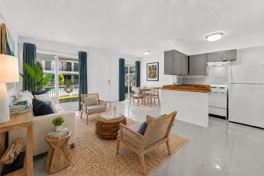 4035 S School Avenue Sarasota FL 34231