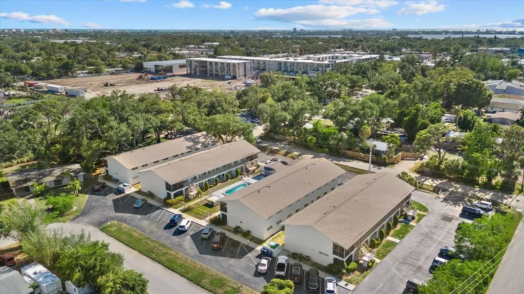 4035 S School Avenue Sarasota FL 34231