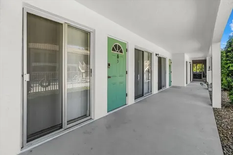 4035 S School Avenue Sarasota FL 34231